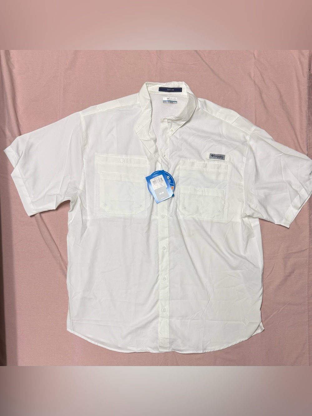 Columbia Men’s White Short-Sleeve Button-Down Outdoor Shirt